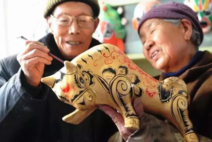 寶雞人的新寵 西府萌豬何以超越小豬佩奇成為收藏界新星？